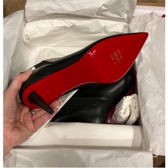 CHRISTIAN LOUBOUTIN Astri black leather Chelsea Bootie 37 NEW IN BOX - Picture 2 of 2